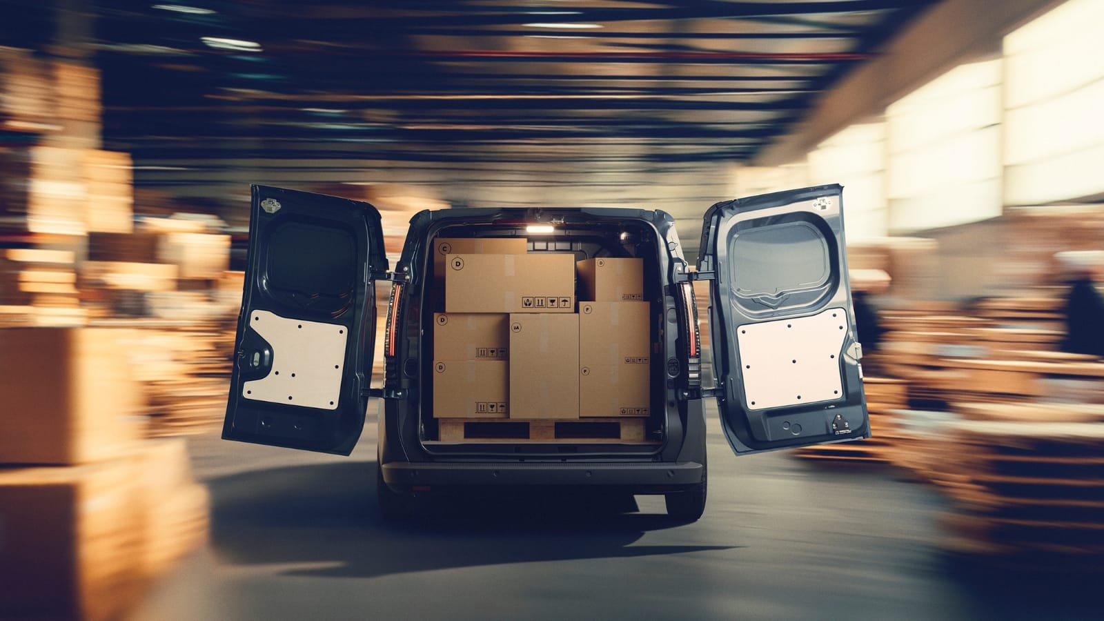 New Renault Trafic E-Tech electric van: Brings 450 km range and 800V tech to the medium van class